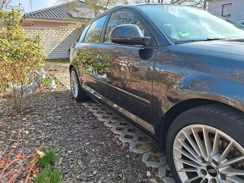 Second-hand Audi A3 Ambition 125 CP (91 kW) 2010 Hatchback
