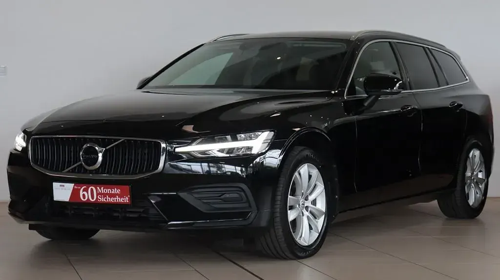 Gebraucht Volvo V60 197 PS (144 kW) 2021 Schwarz Kombi