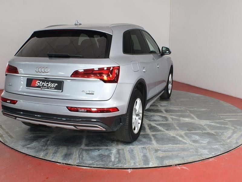 Gebraucht Audi Q5 204 PS (150 kW) 2023 Florettsilber metallic (metallic) SUV