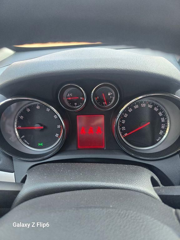 Gebraucht Opel Mokka Innovation 140 PS (102 kW) 2014 Schwarz SUV