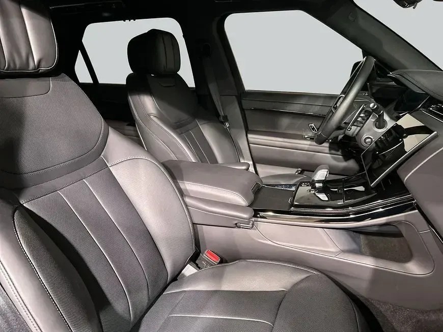 Gebraucht Land Rover Range Rover Sport HSE Dynamic 460 PS (338 kW) 2025 Schwarz SUV