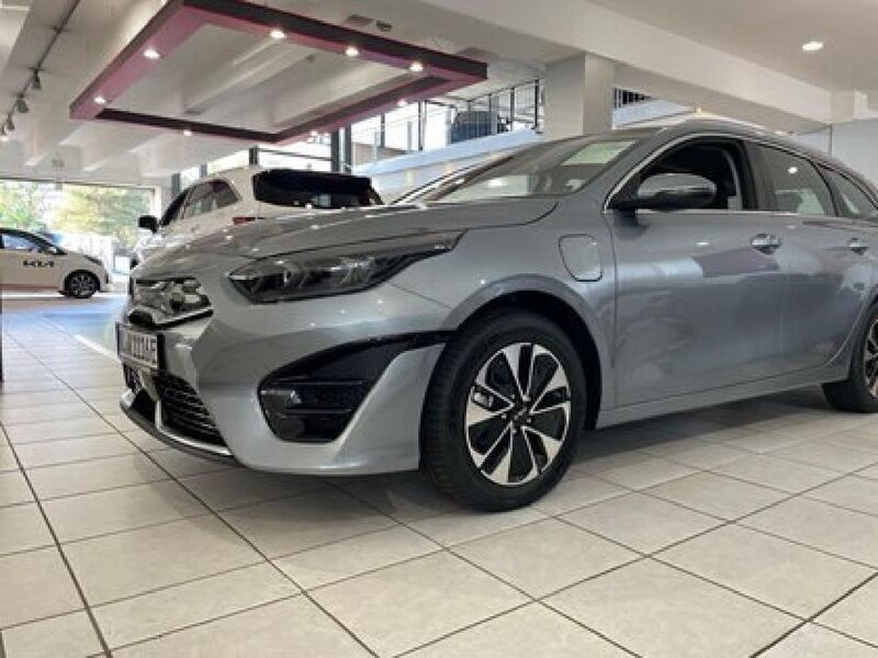 Gebraucht Kia Ceed Sportswagon Spirit 105 PS (77 kW) 2023 Silber Kombi