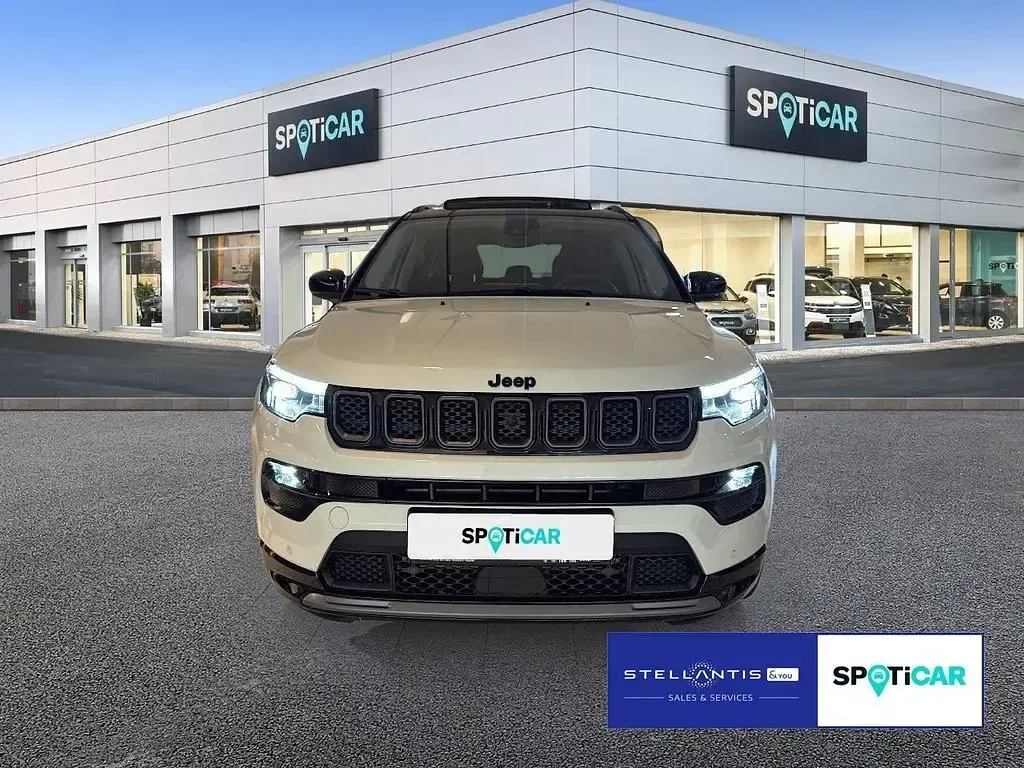 Gebraucht Jeep Compass Summit 179 PS (131 kW) 2025 Weiß SUV