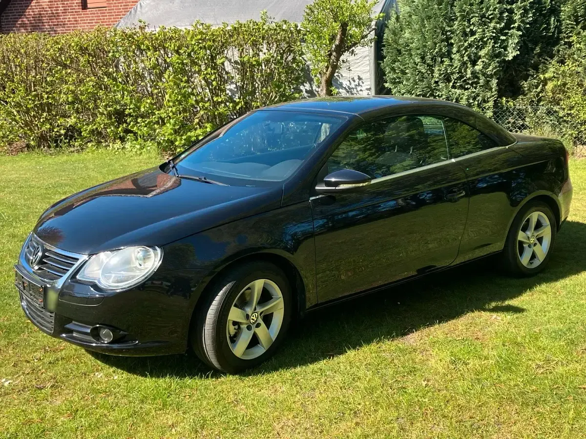 Gebraucht VW Eos 122 PS (89 kW) 2010 Schwarz Cabrio