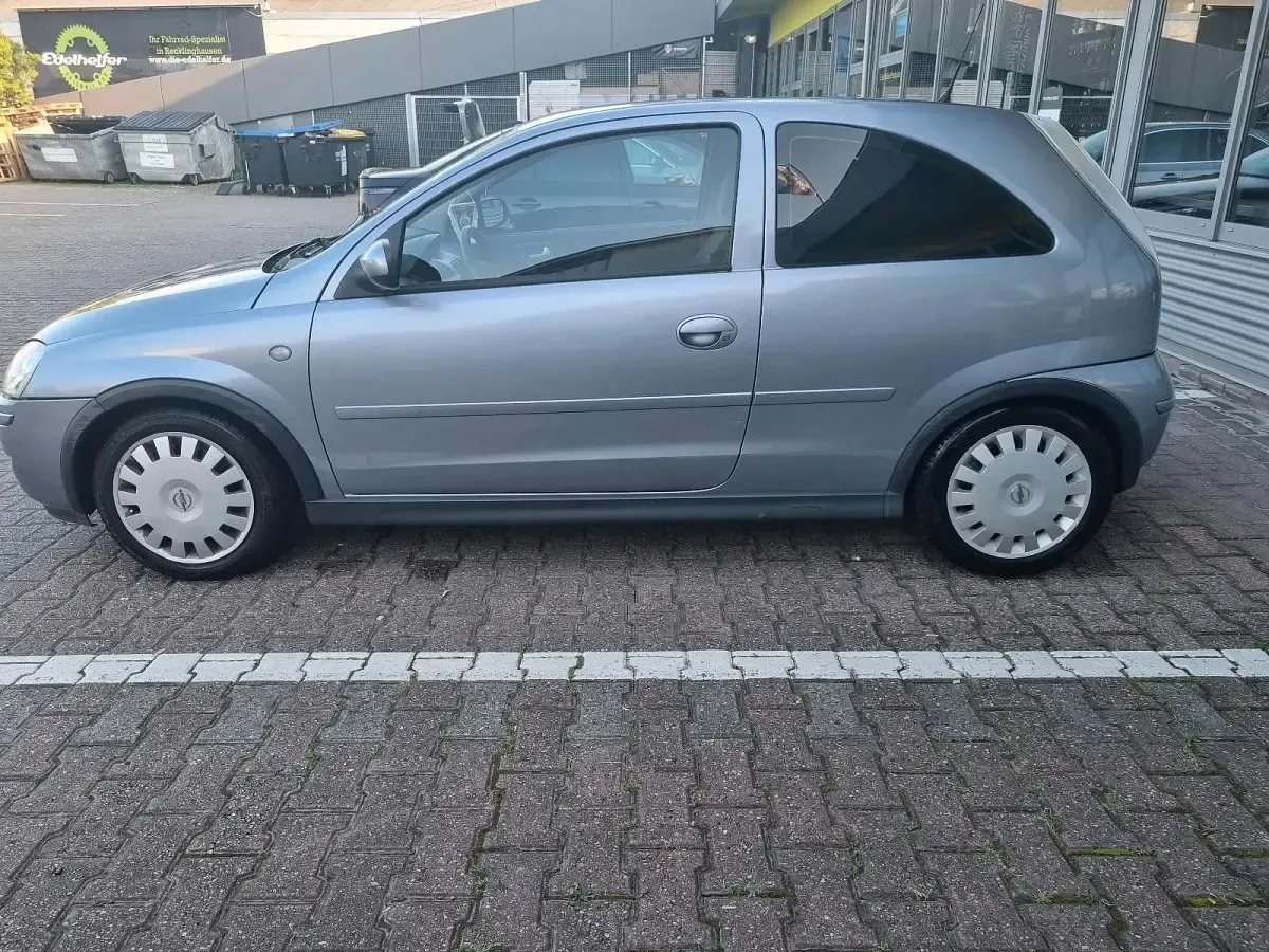 Gebraucht Opel Corsa 80 PS (58 kW) 2006 Grau Kleinwagen