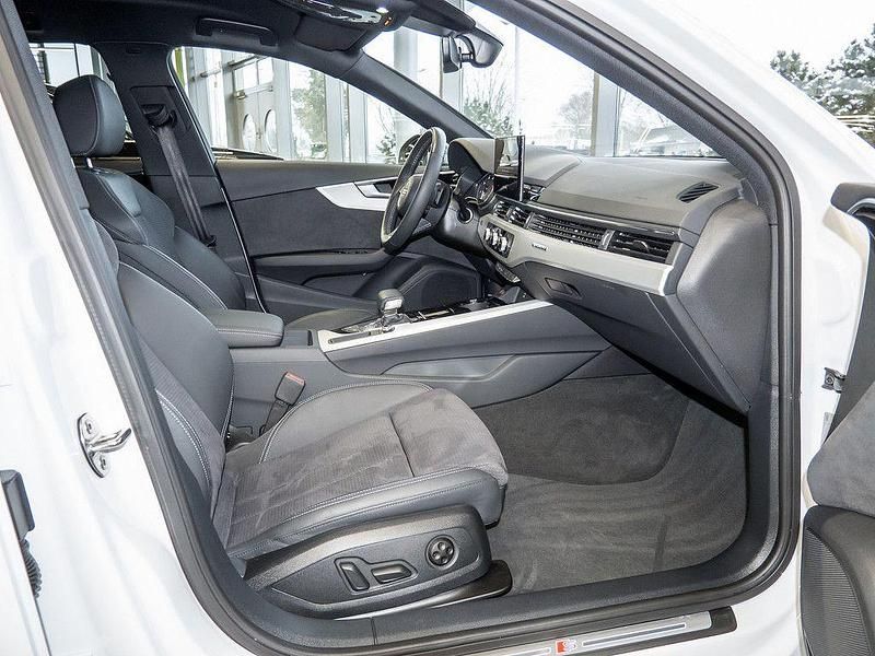 Gebraucht Audi S4 Business 341 PS (250 kW) 2024 Weiss / arkonaweiss Kombi