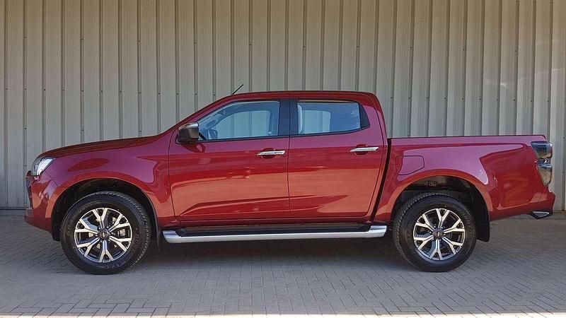 Gebraucht Isuzu D-Max 163 PS (119 kW) 2024 Red spinel Abholung