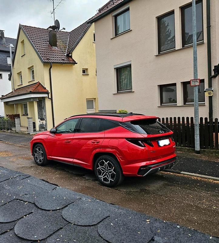 Rot Gebraucht 2024 Hyundai Tucson SUV | 29.990 € (Fairer Preis) - Bild 1/2