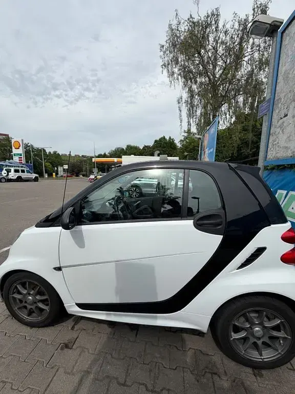 Gebraucht Smart ForTwo Cabrio Passion 71 PS (52 kW) 2014 Weiß Cabrio
