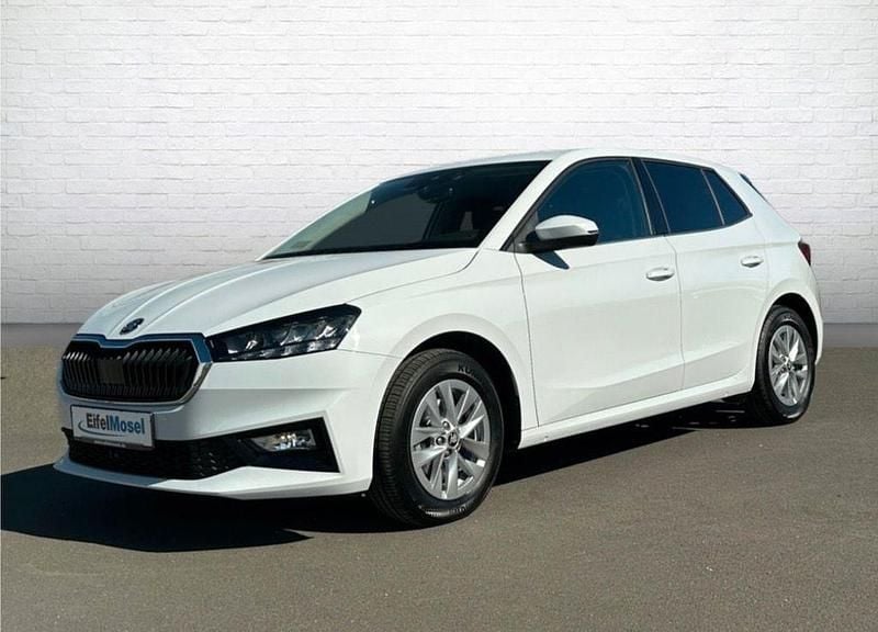 Gebraucht Skoda Fabia Selection 116 PS (85 kW) 2025 Weiß Kleinwagen