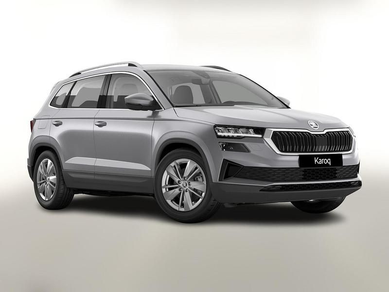 Brillantsilber metallic Neu 2025 Skoda Karoq SUV | 36.310 € (Guter Preis) - Bild 1/4