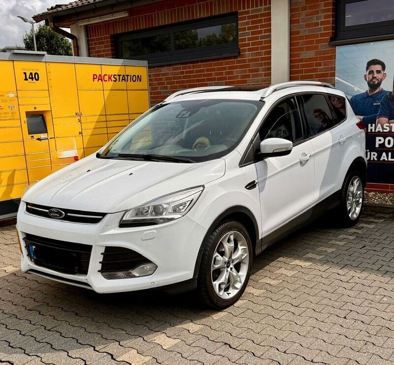Weiß Gebraucht 2013 Ford Kuga SUV | 7.690 € (Guter Preis) - Bild 1/4