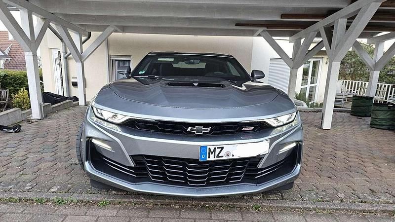 Grau Gebraucht 2024 Chevrolet Camaro Cabrio | 53.900 € (Fairer Preis) - Bild 1/4