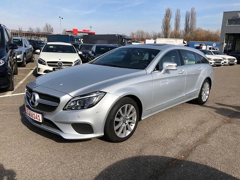 Silber Gebraucht 2015 Mercedes CLS350 Shooting Brake Kombi | 19.890 € (Superpreis) - Bild 1/4