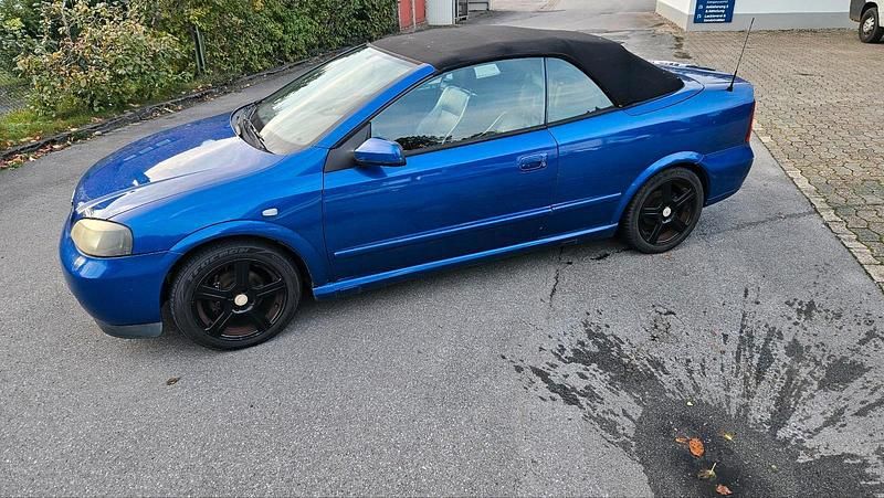 Blau Gebraucht 2002 Opel Astra Cabriolet Cabrio | 800 € (Superpreis) - Bild 1/4