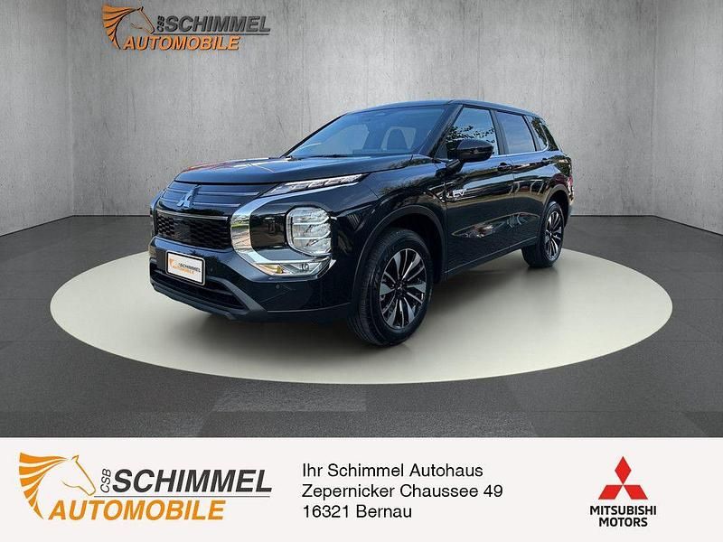 Schwarz Neu 2025 Mitsubishi Outlander P-HEV Plus SUV | 50.999 € (Fairer Preis) - Bild 1/4