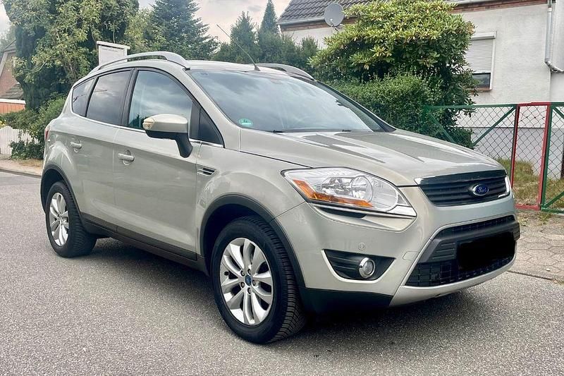 Beige Gebraucht 2009 Ford Kuga Titanium SUV | 5.450 € (Fairer Preis) - Bild 1/4