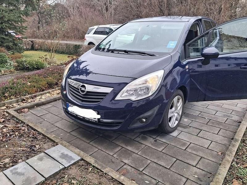 Gebraucht Opel Meriva Active 120 PS (88 kW) 2013 Blau Van / Kleinbus