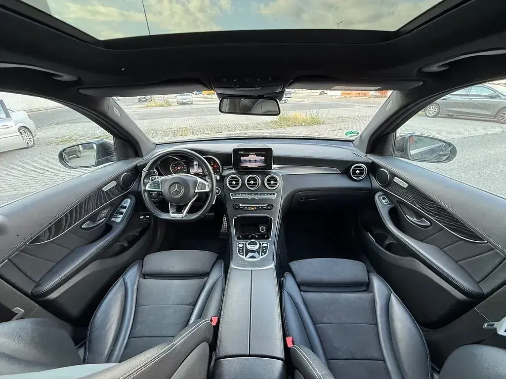 Gebraucht Mercedes GLC220 AMG 170 PS (125 kW) 2019 Schwarz SUV