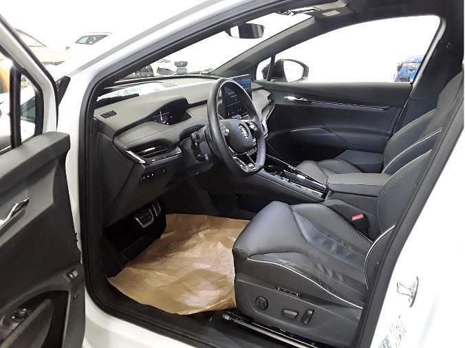 Gebraucht Skoda Enyaq iV RS 219 kW (299 PS) 2022 Moon weiss SUV