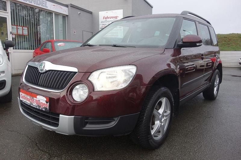 Gebraucht Skoda Yeti Plus Edition 105 PS (77 kW) 2012 Rot SUV