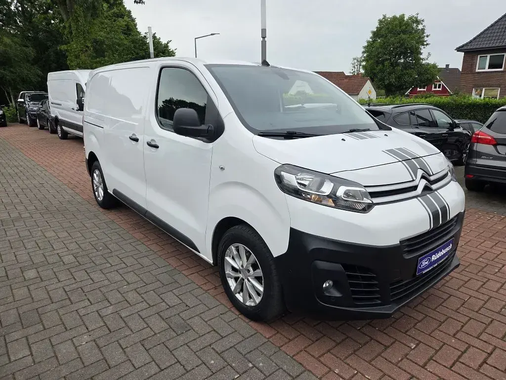 Gebraucht Citroën Jumpy 122 PS (89 kW) 2019 Weiß Van / Kleinbus