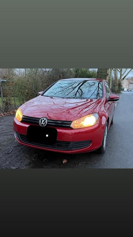 Rot Gebraucht 2009 VW Golf Coupé | 4.950 € (Guter Preis) - Bild 1/4