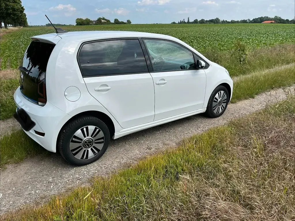 Gebraucht VW e-up! Style 61 kW (83 PS) 2022 Weiß Kleinwagen
