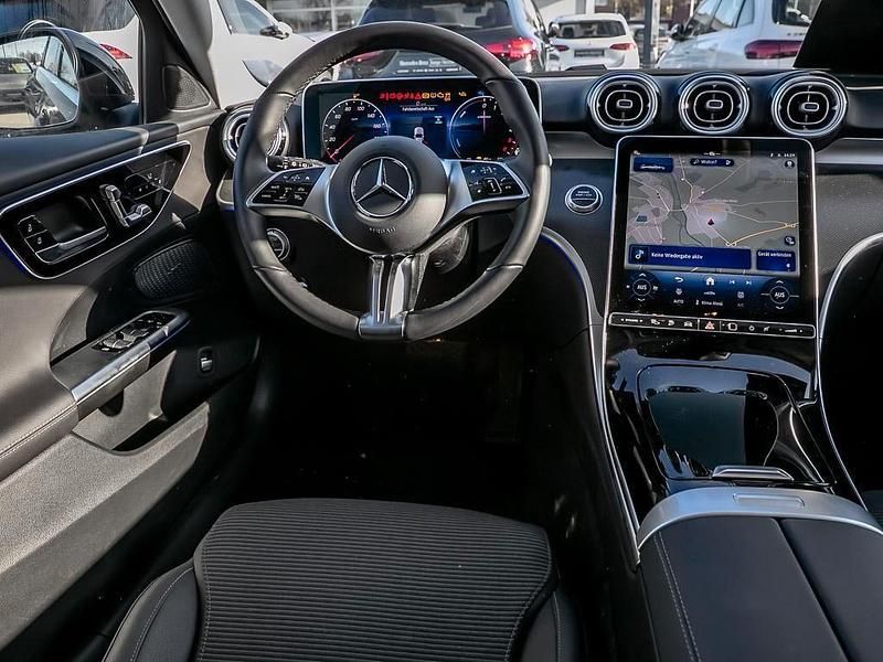 Gebraucht Mercedes C300e Advanced Plus 313 PS (230 kW) 2025 Obsidianschwarz Kombi