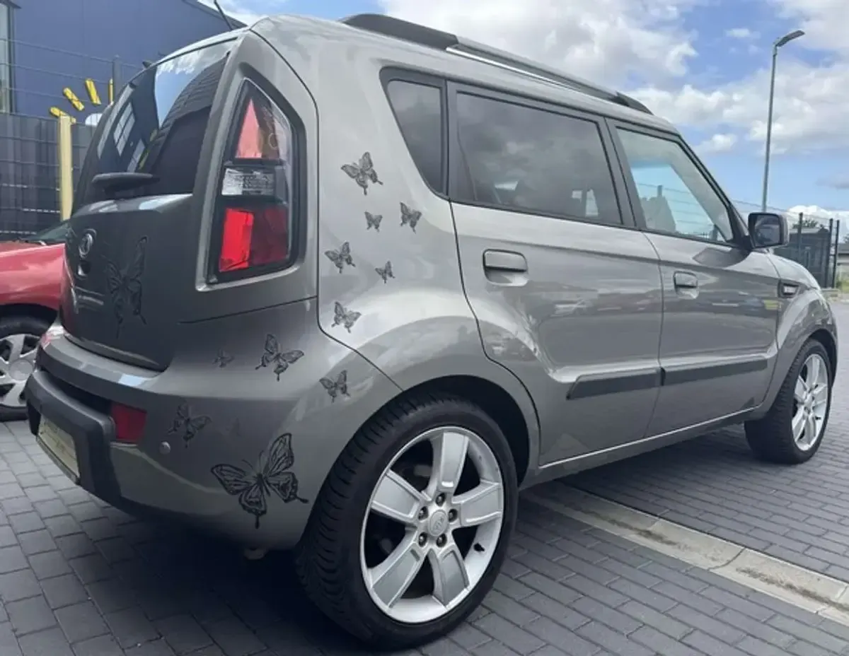Gebraucht Kia Soul Spirit 126 PS (92 kW) 2009 Silber/grau SUV