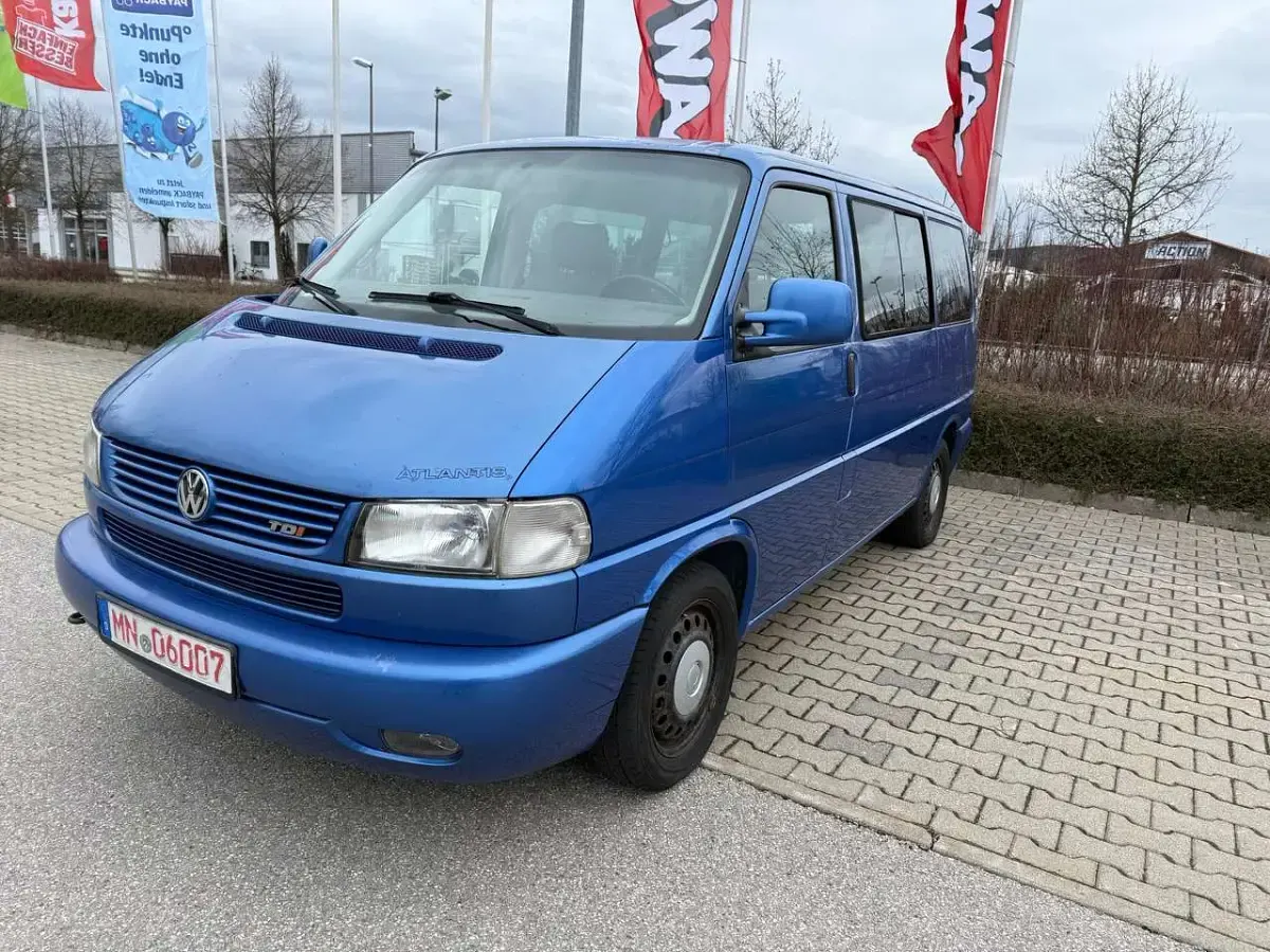 Gebraucht VW T4 151 PS (111 kW) 1999 Blau Van