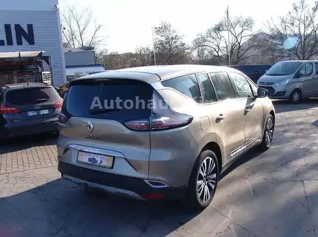 Używany Renault Espace Initiale Paris 160 KM (117 kW) 2016 Srebrny Minivan
