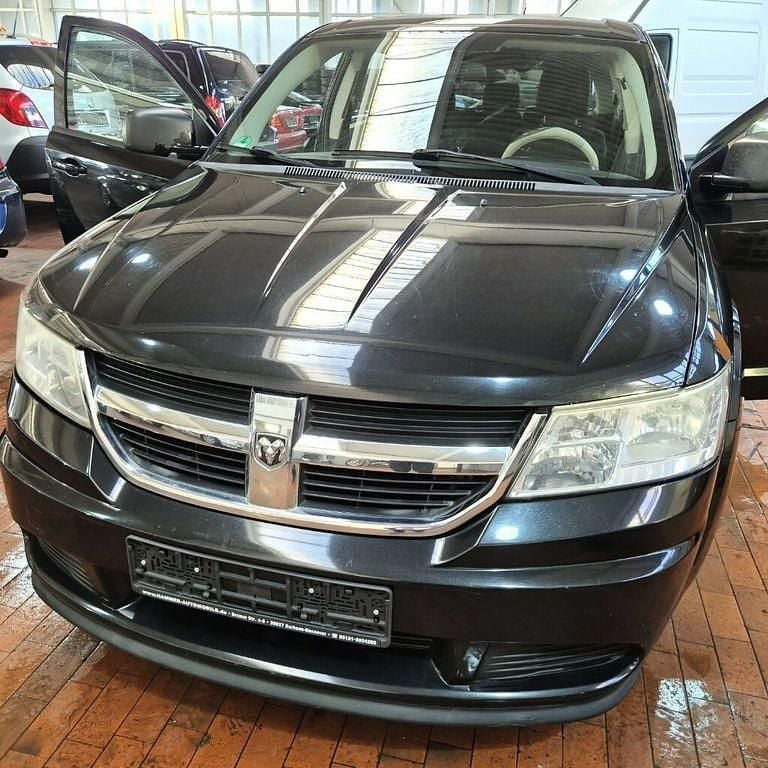 Gebraucht Dodge Journey 140 PS (102 kW) 2008 Schwarz SUV