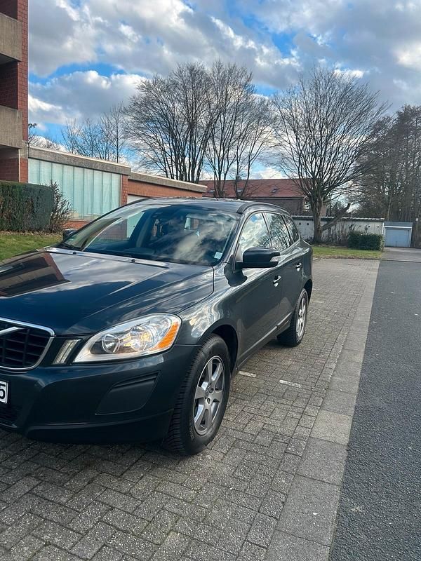 Gebraucht Volvo XC60 163 PS (119 kW) 2010 Grün SUV