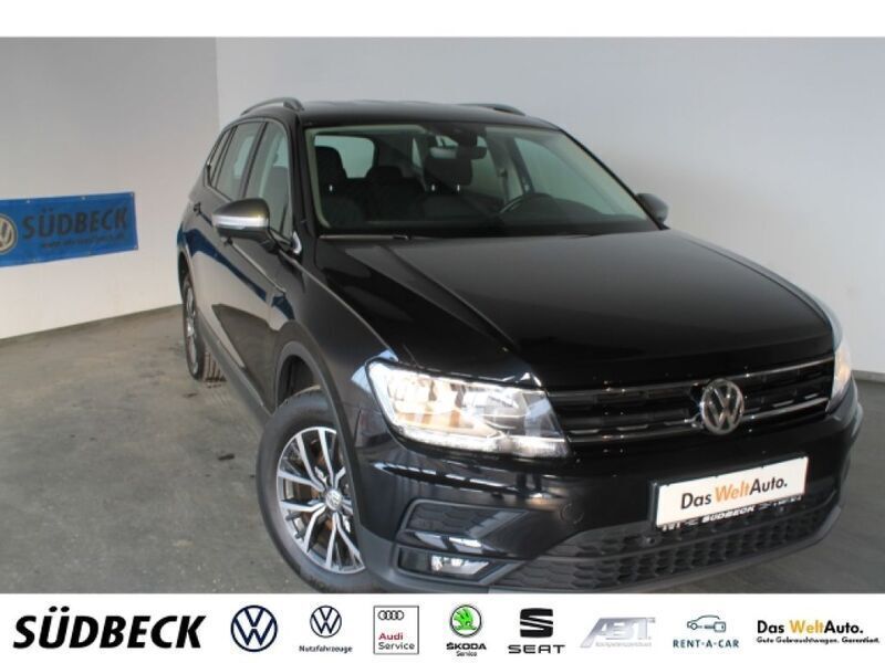 Deep black perleffekt (metallic) Gebraucht 2018 VW Tiguan Allspace SUV | 27.691 € (Guter Preis) - Bild 1/4