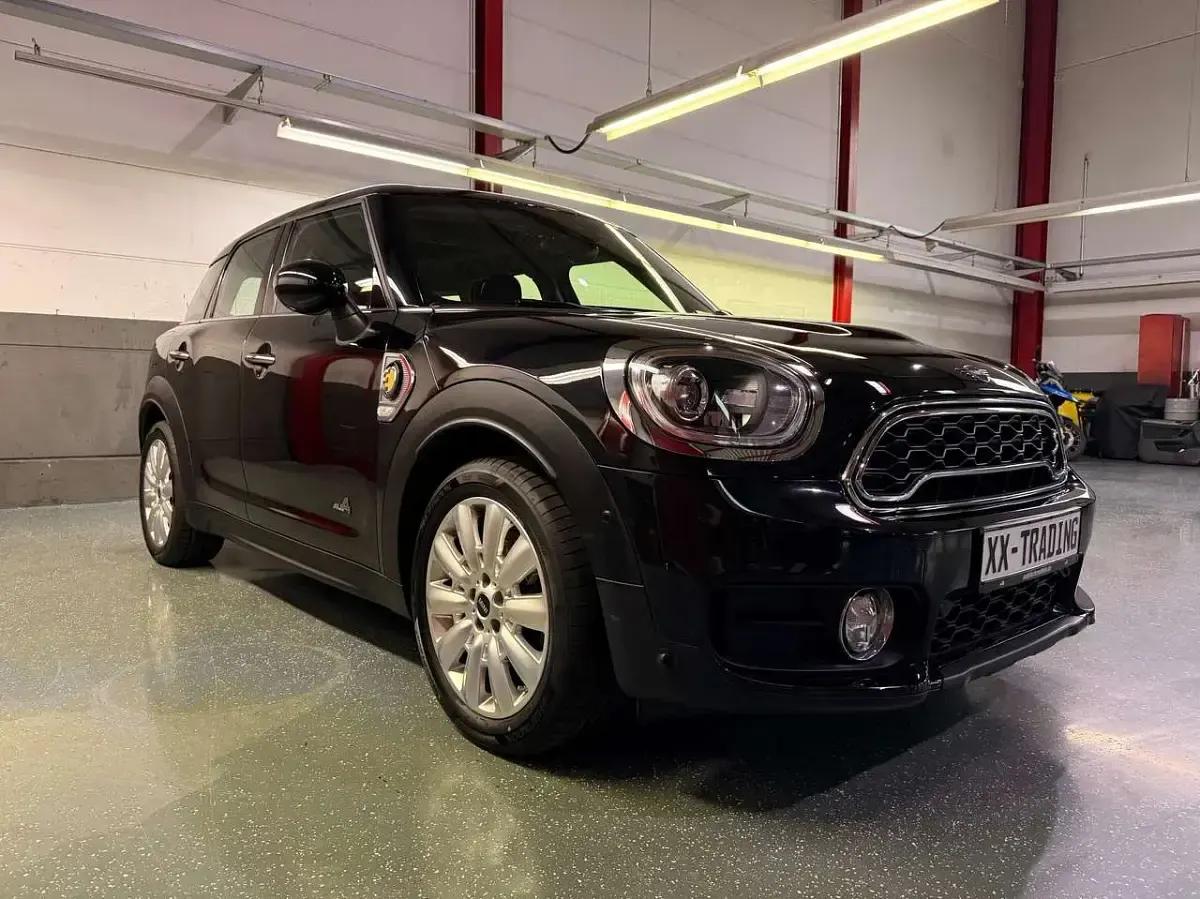 Gebraucht Mini Cooper S Countryman 136 PS (100 kW) 2019 Midnight black metallic SUV