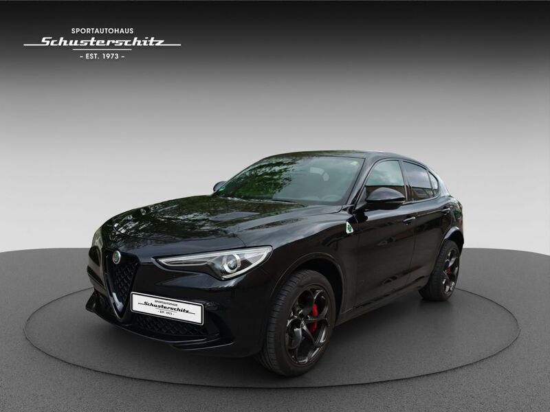 Nero vulcano metallic Gebraucht 2020 Alfa Romeo Stelvio Quadrifoglio SUV | 46.000 € (Guter Preis) - Bild 1/4