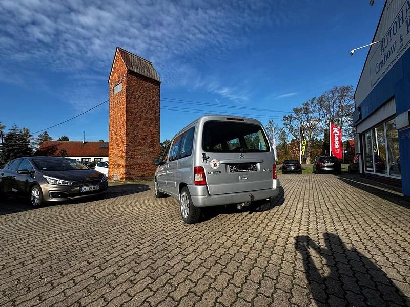 Gebraucht Citroën Berlingo 90 PS (66 kW) 2005 Lackierung aluminiumgrau Van / Kleinbus