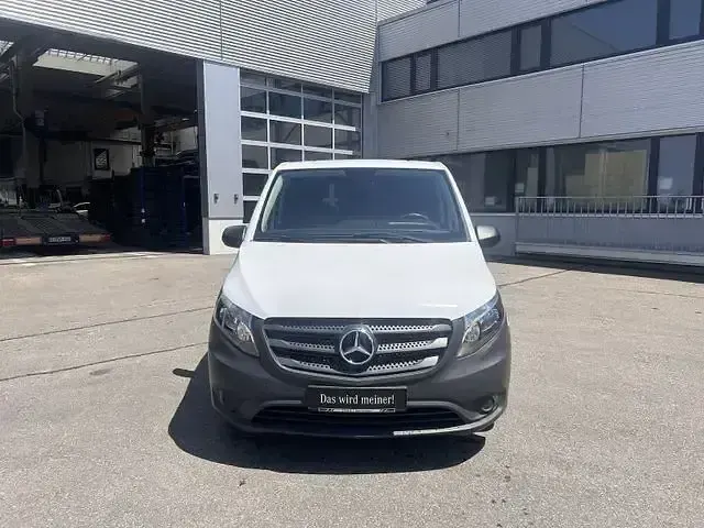 Gebraucht Mercedes Vito 136 PS (100 kW) 2021 Weiß Van
