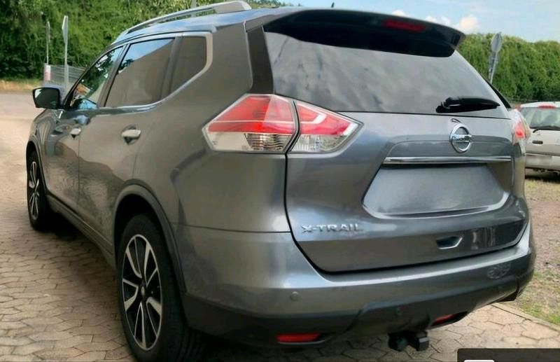 Gebraucht Nissan X-Trail 131 PS (96 kW) 2016 Grau SUV