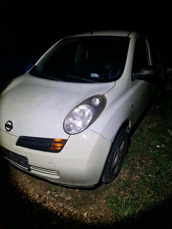 Gebraucht 2004 Nissan Micra Kleinwagen | 690 € (Superpreis) - Bild 1/4