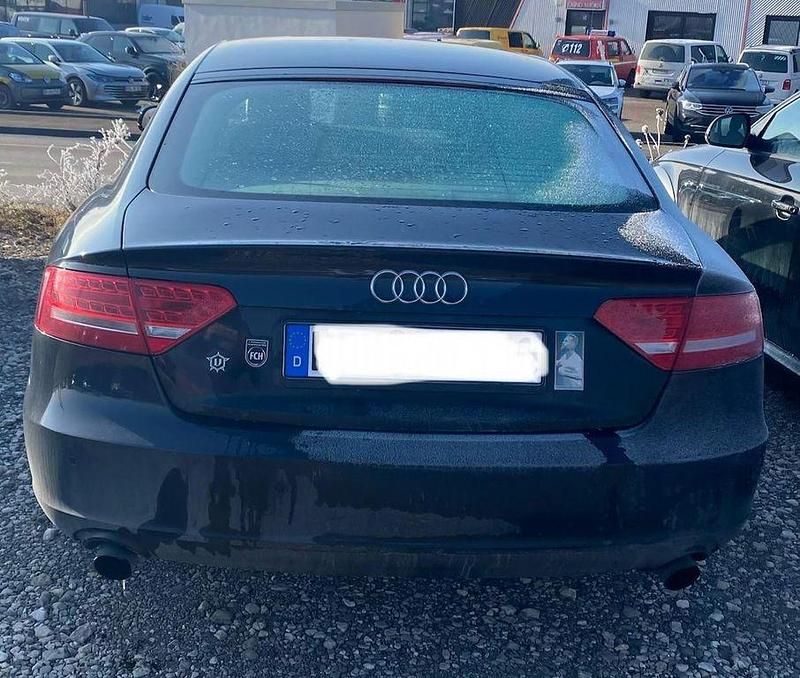 Gebraucht Audi A5 Sportback 179 PS (131 kW) 2010 Schwarz Kleinwagen