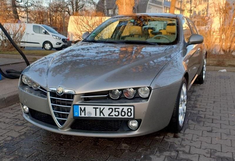 Gebraucht Alfa Romeo 159 170 PS (125 kW) 2005 Gold Limousine