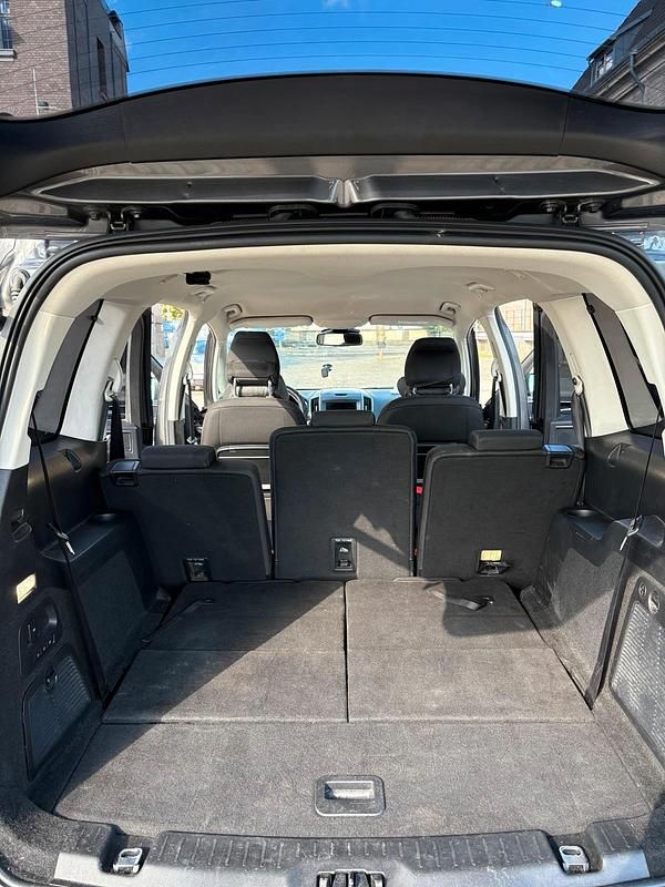 Usata Ford Galaxy 179 CV (131 kW) 2017 Grigio Monovolume