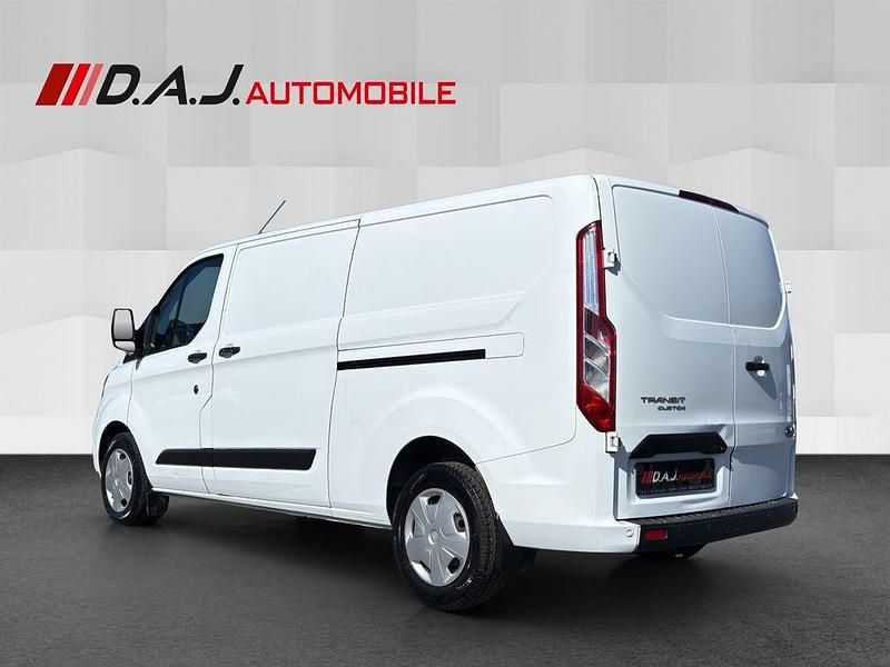 Używany Ford Transit Custom Trend 170 KM (125 kW) 2022 Biały Sedan/Limuzyna
