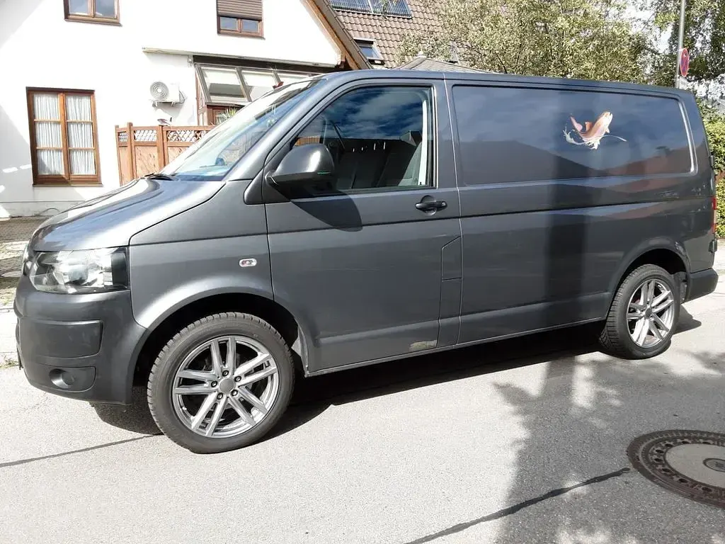 Gebraucht VW Transporter 179 PS (131 kW) 2013 Grau Van
