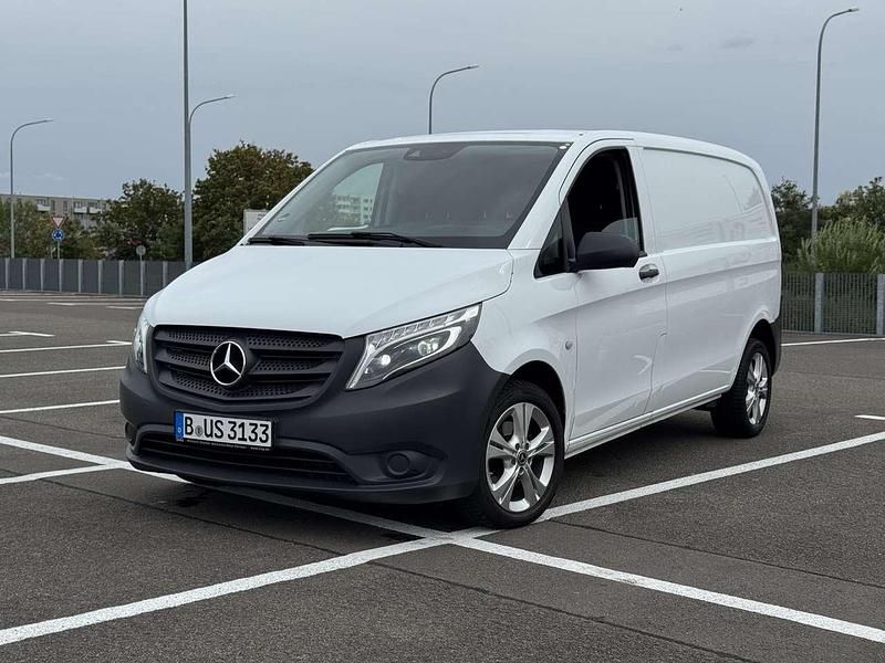 Gebraucht 2020 Mercedes Vito Van / Kleinbus | 15.200 € (Fairer Preis) - Bild 1/4