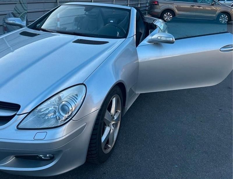 Silber Gebraucht 2005 Mercedes SLK200 Cabrio | 6.500 € (Guter Preis) - Bild 1/4