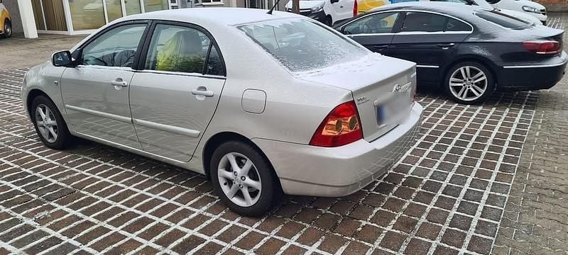 Gebraucht Toyota Corolla 110 PS (80 kW) 1994 Silber Limousine