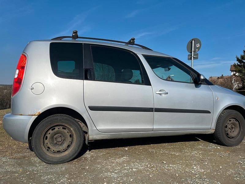 Gebraucht Skoda Roomster 70 PS (51 kW) 2008 Grau Van / Kleinbus